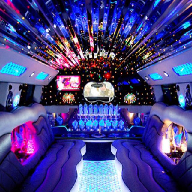 limousine-service-marysville-limo-service-party-bus-rental-marysville